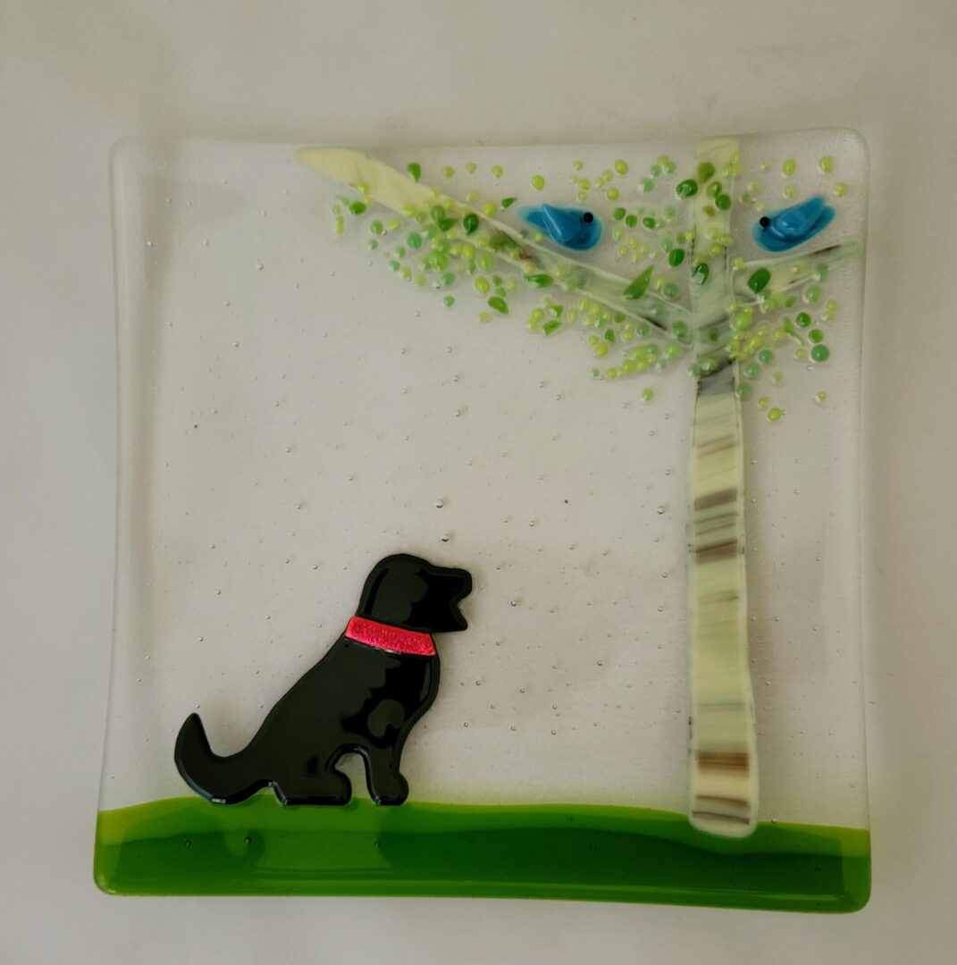Dog w/Tree Plate, 8 inches